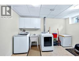 233 Monmouth Drive, Kamloops, BC V2E1L9 Photo 36