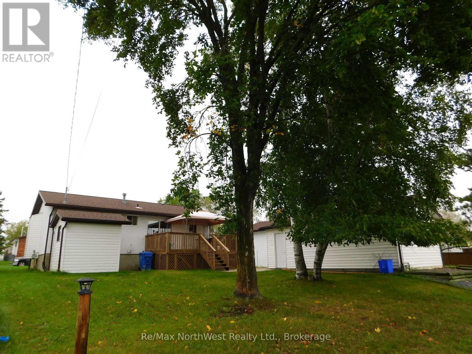 282 WILDE STREET - 32