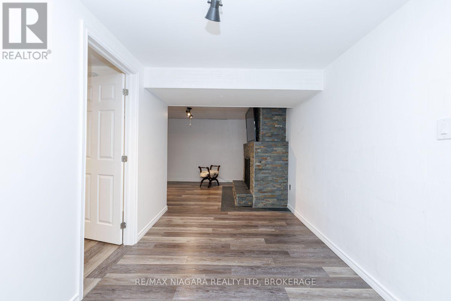 42 STRATHCONA DRIVE S - Image 27