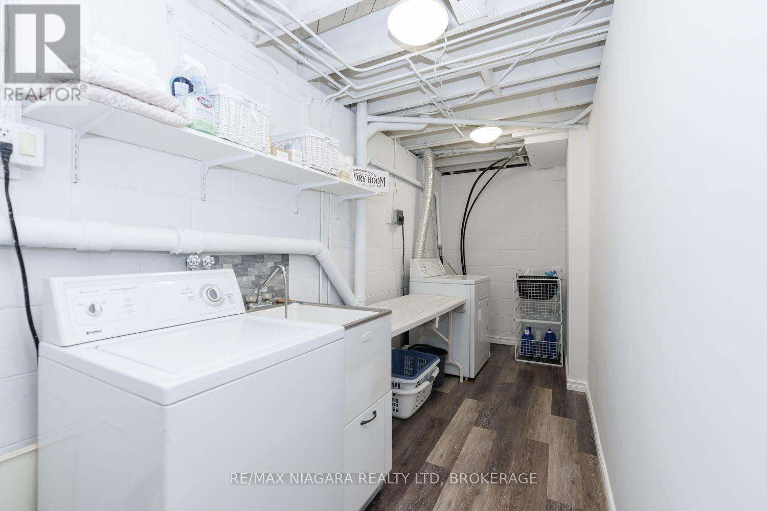 42 STRATHCONA DRIVE S - Image 32