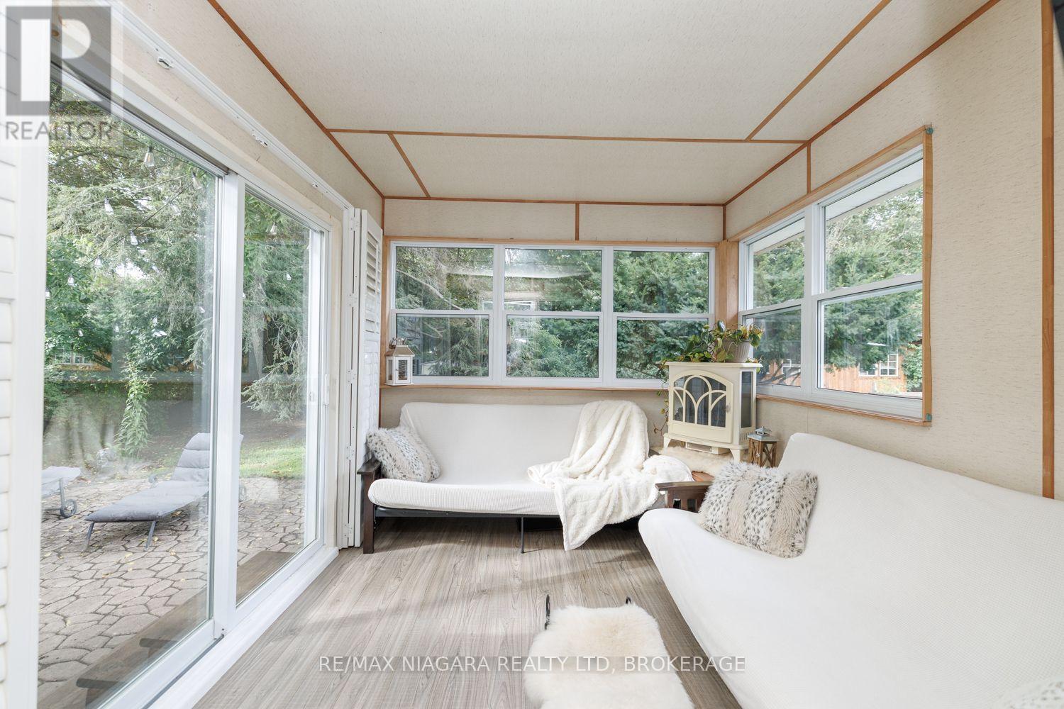 42 STRATHCONA DRIVE S - Image 34