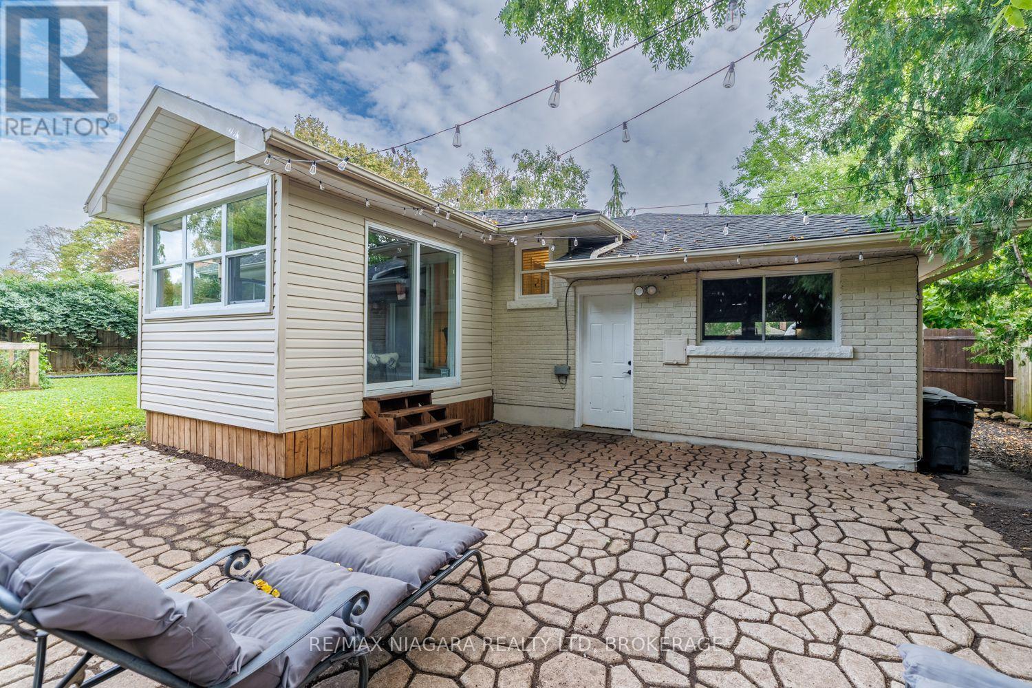 42 STRATHCONA DRIVE S - Image 36