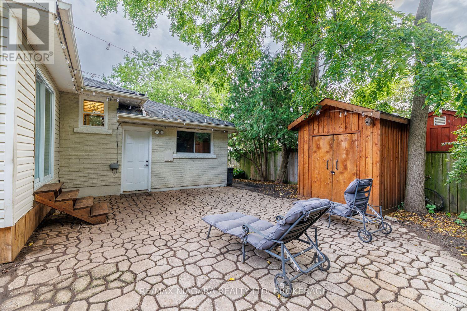 42 STRATHCONA DRIVE S - Image 37