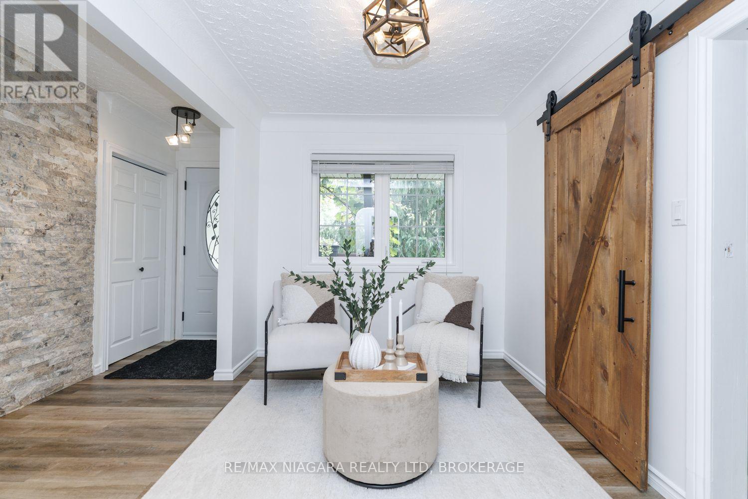 42 STRATHCONA DRIVE S, Pelham (Fonthill) — photo 8