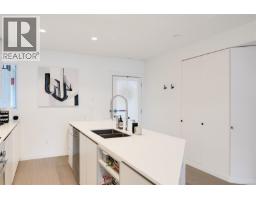204 430 Parry St, Victoria, BC V8V2H7 Photo 9