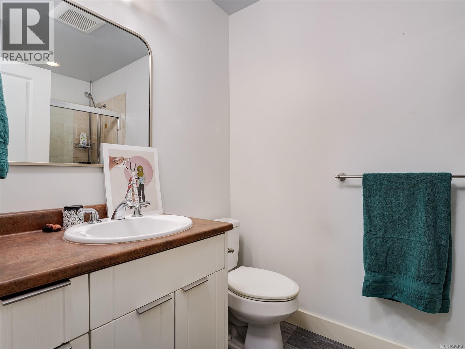 #206C 1115 Craigflower Rd - Image 13