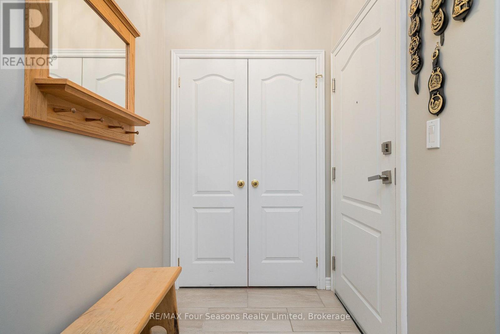 109 - 1 CHAMBERLAIN CRESCENT, Collingwood — photo 4