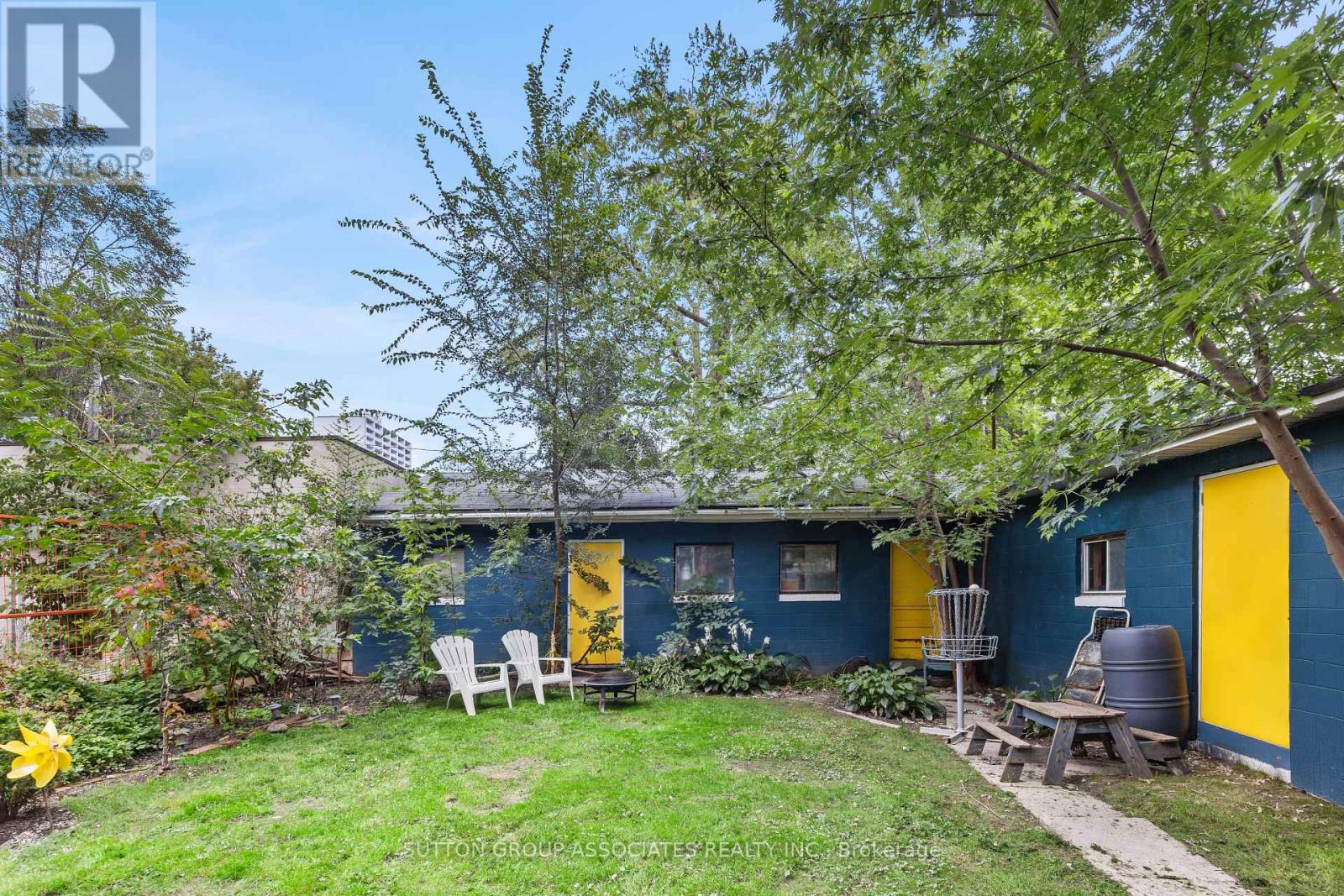 415 BRUNSWICK AVENUE - 17