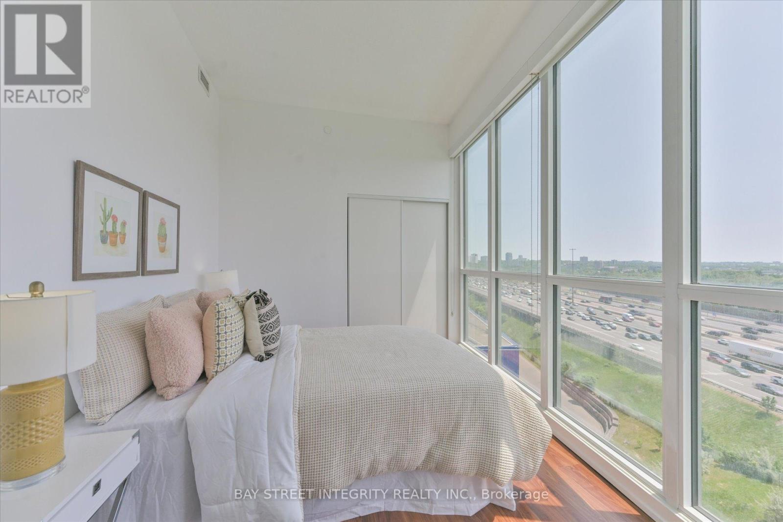 #903 117 MCMAHON DRIVE - 12