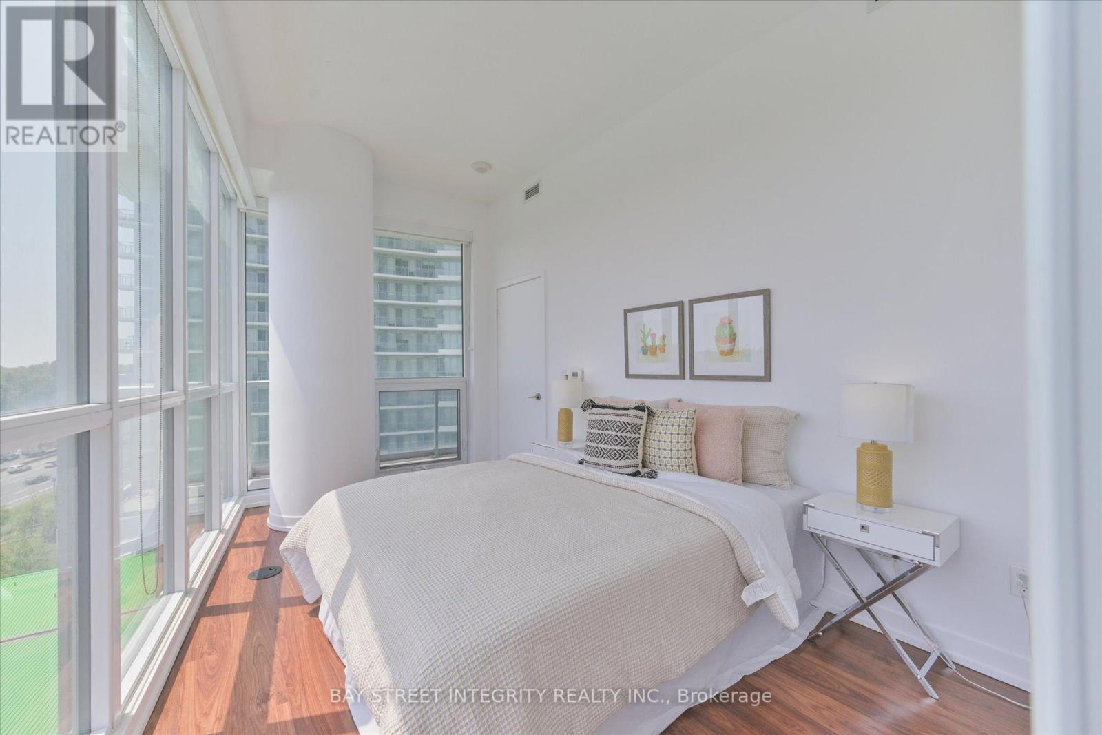 #903 117 MCMAHON DRIVE - 13