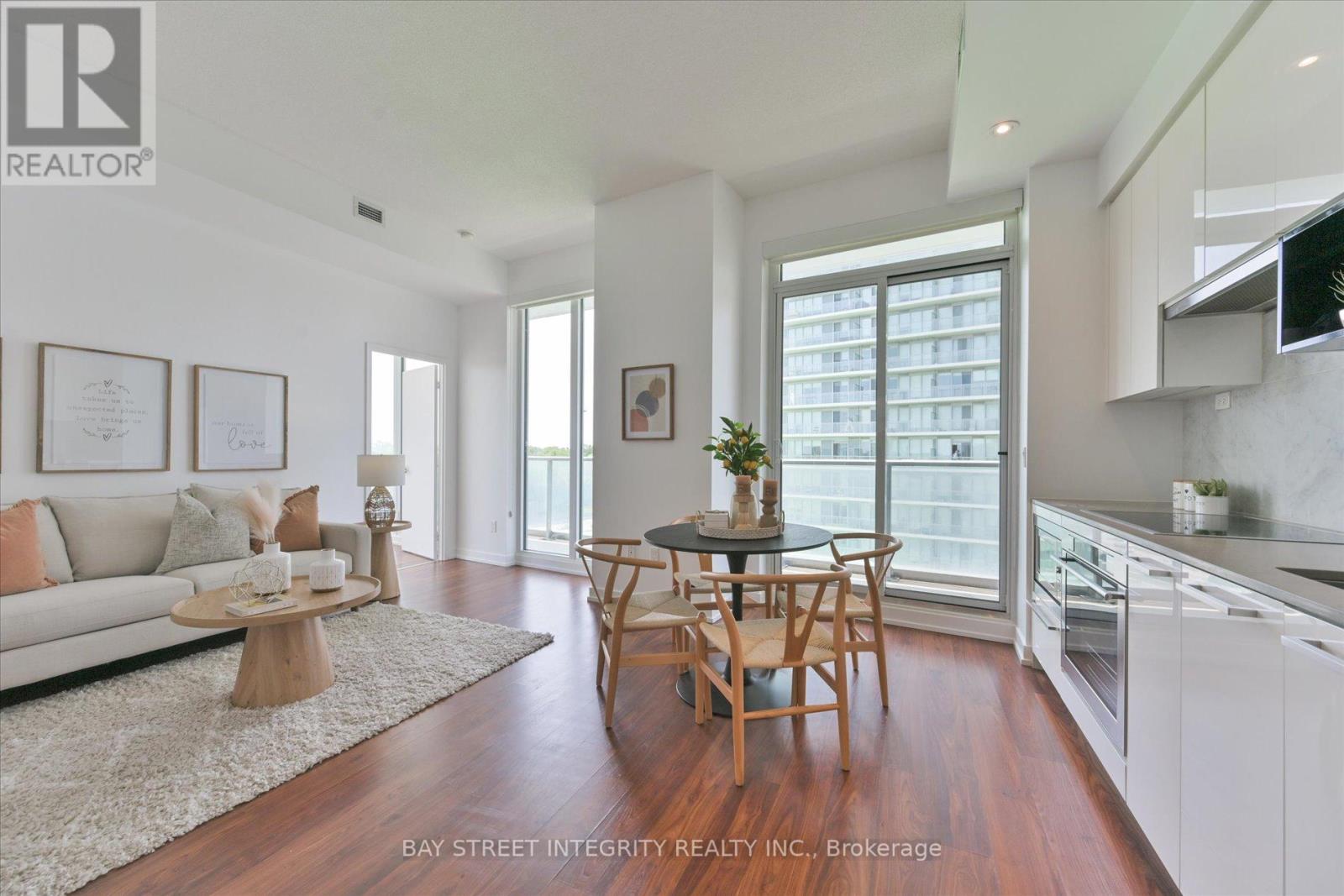 #903 117 MCMAHON DRIVE - 2