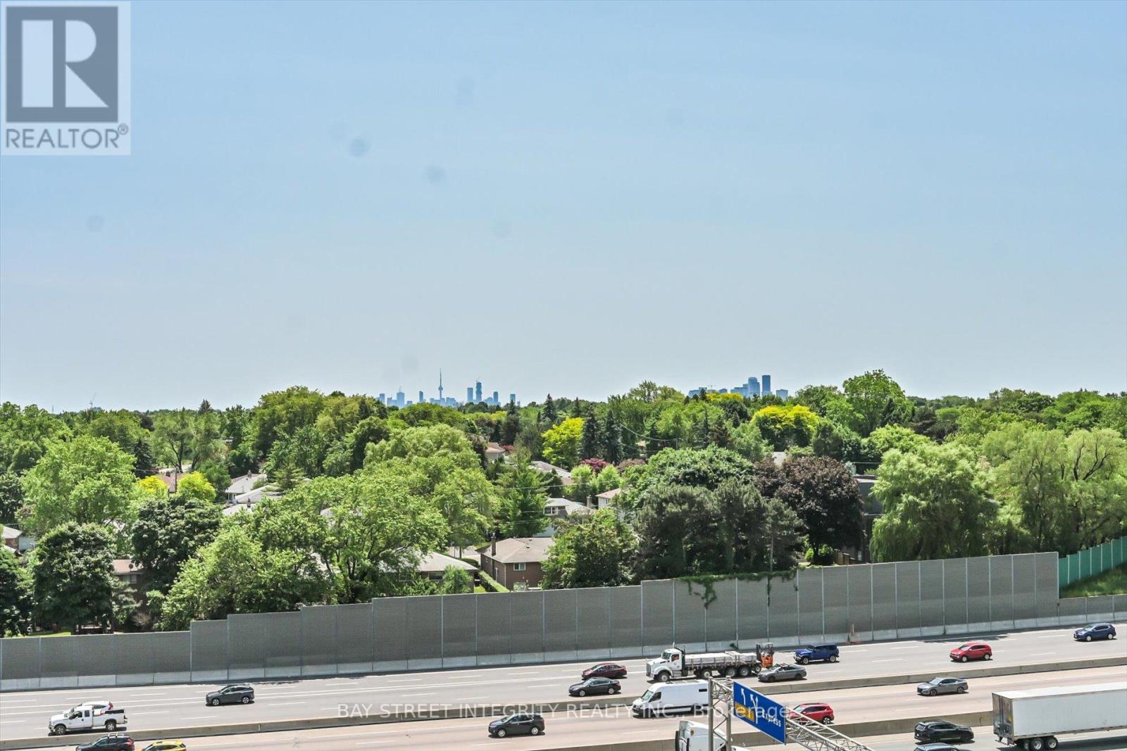 #903 117 MCMAHON DRIVE - 20