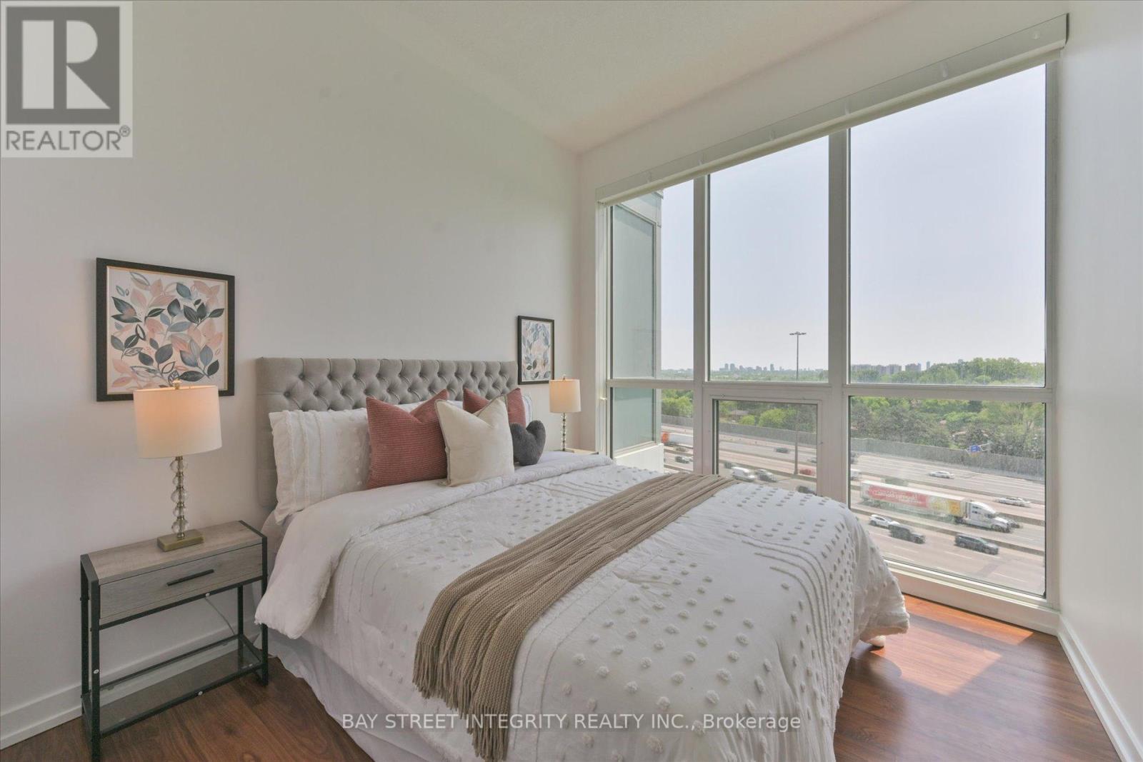 #903 117 MCMAHON DRIVE - 9