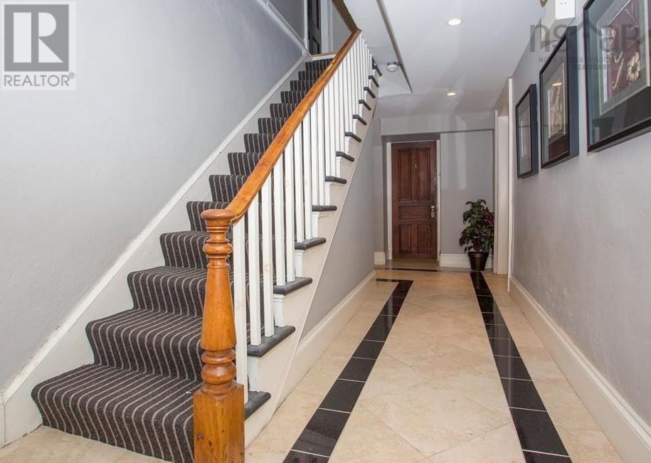 1266 Queen Street - 15