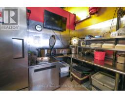 9 - 200 Carnwith Drive E, Whitby, ON L1M0A1 Photo 10