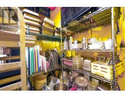 9 - 200 Carnwith Drive E, Whitby, ON L1M0A1 Photo 6