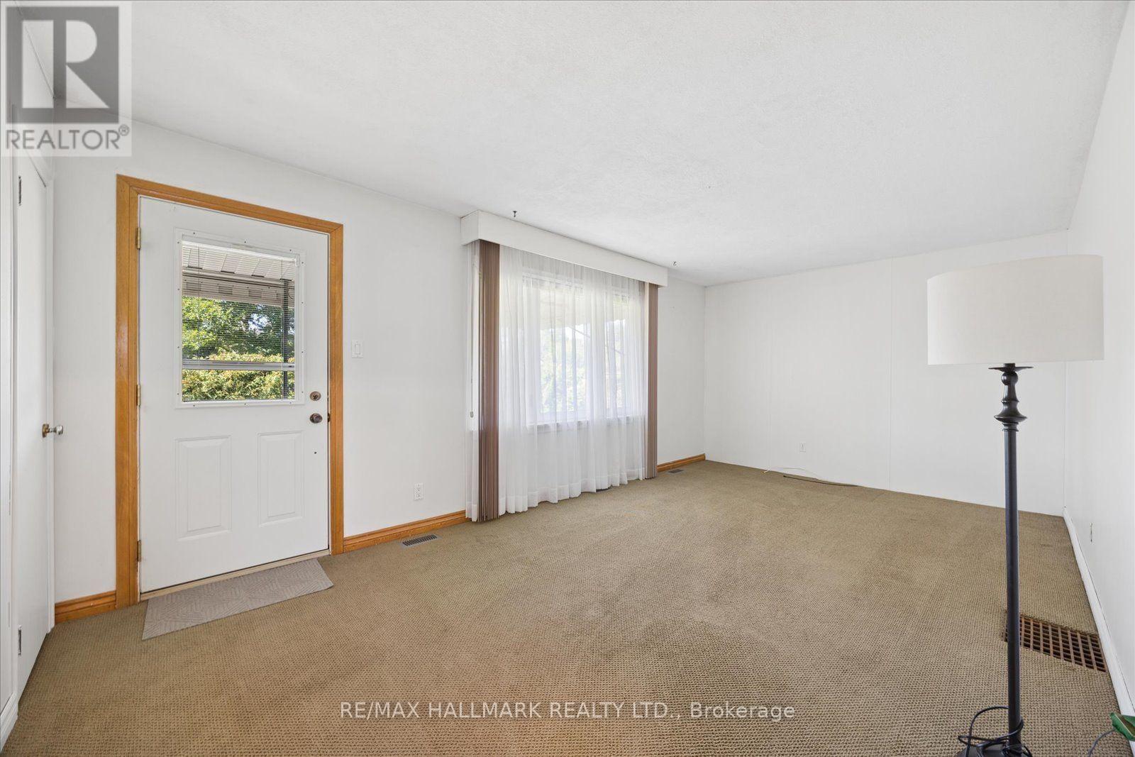139 ELINOR AVENUE - 5