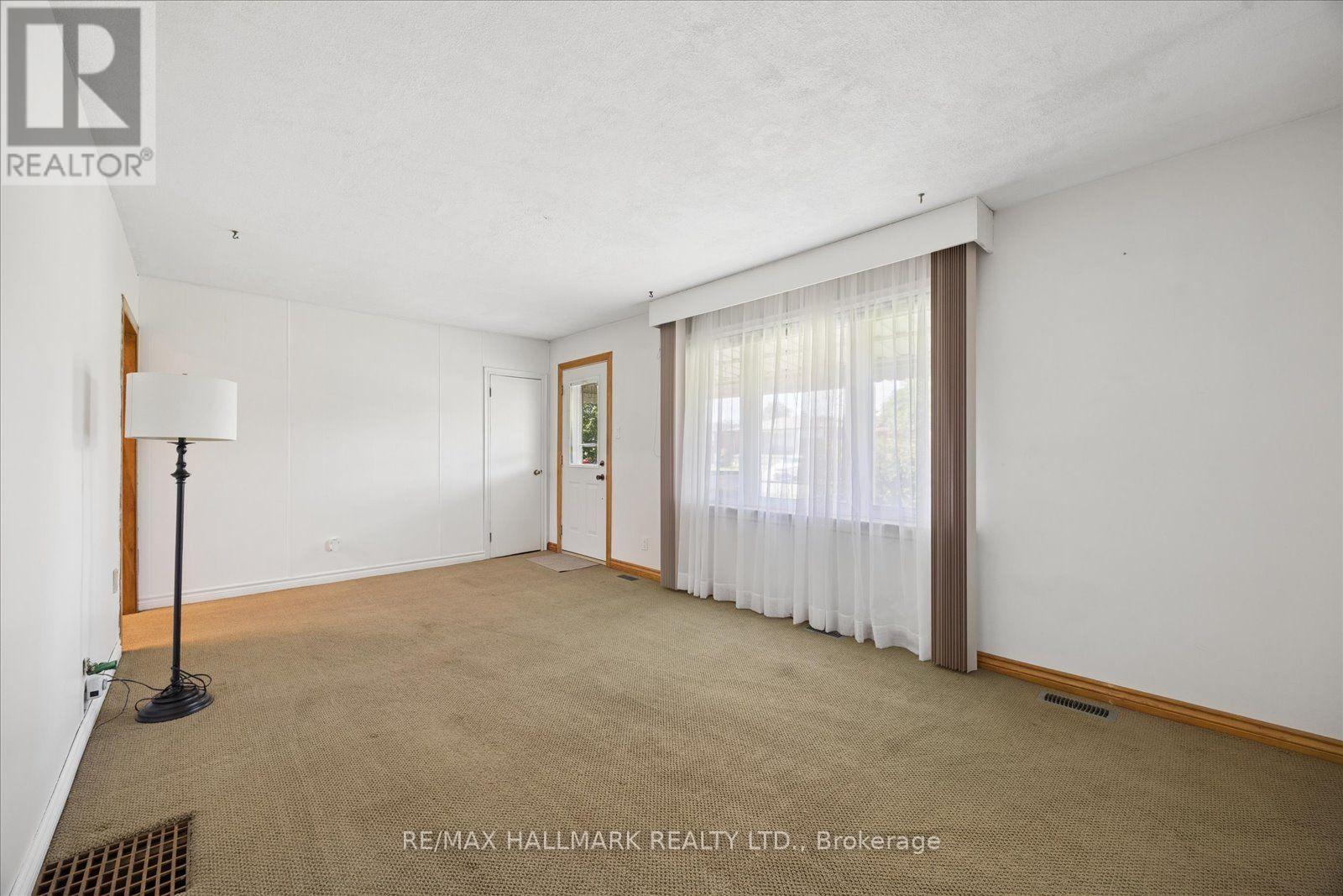 139 ELINOR AVENUE - 6
