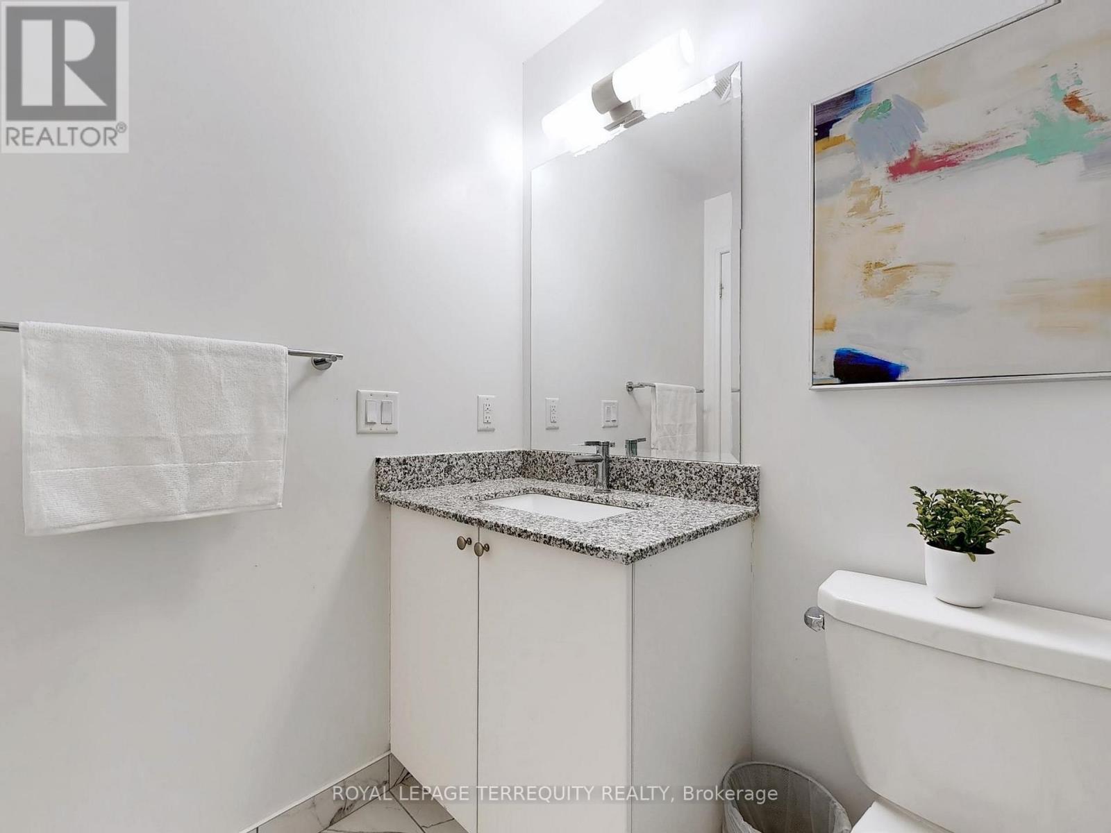 #1110 3220 SHEPPARD AVENUE E - 18