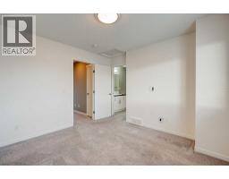 198 Masters Avenue SE - photo 15