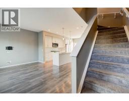 198 Masters Avenue SE - photo 2