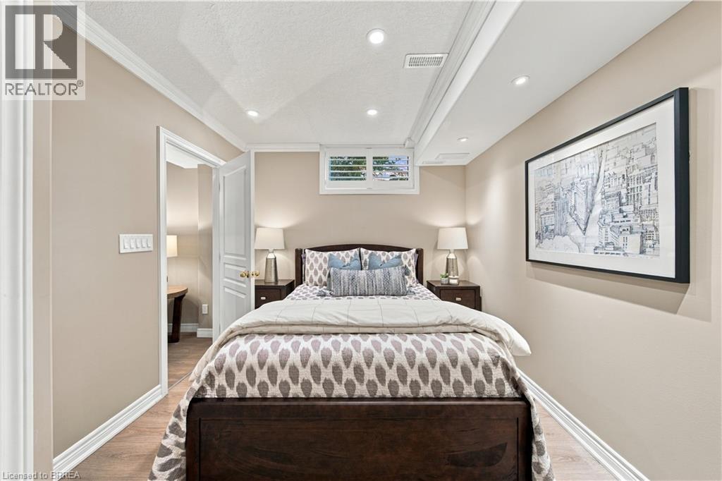 45 IRONGATE Drive - Image 25