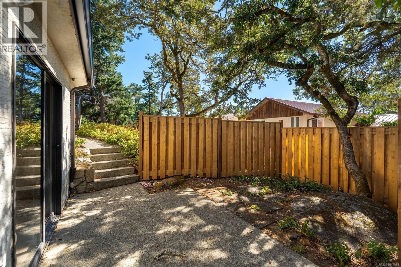 973 Landeen Pl - 36