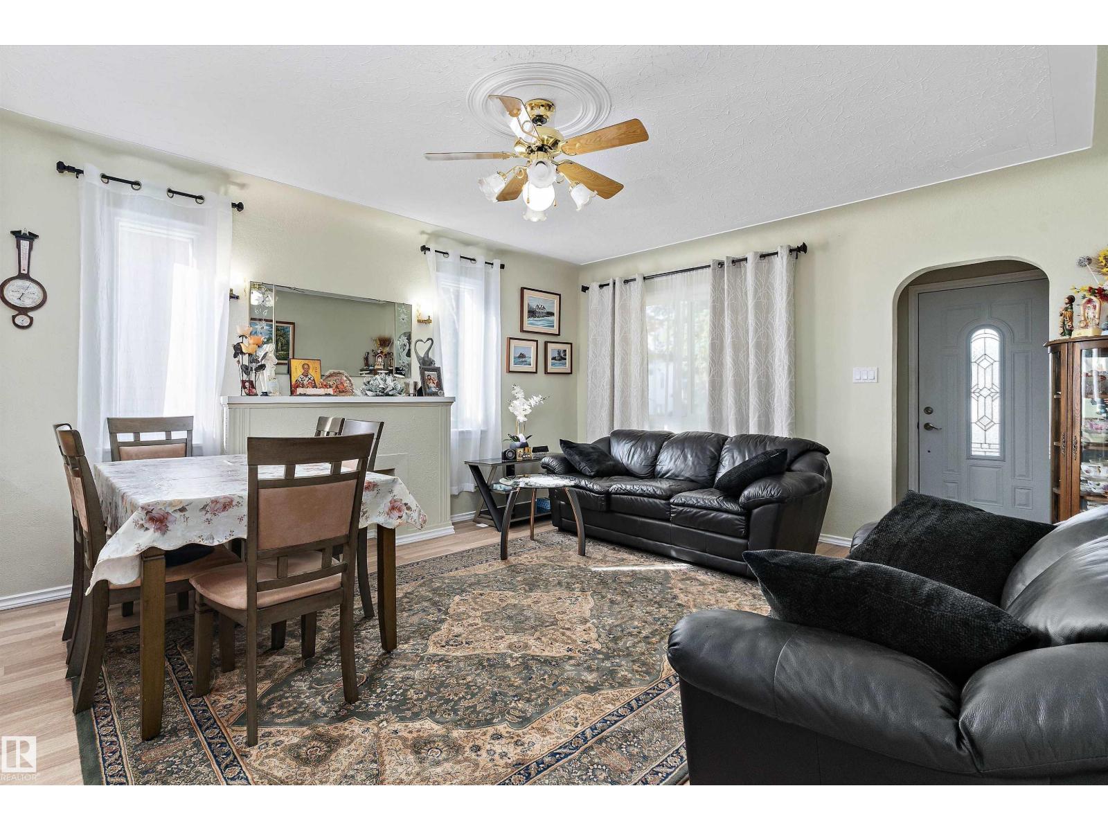 11911 70 ST NW, Montrose (Edmonton), Edmonton photo 3