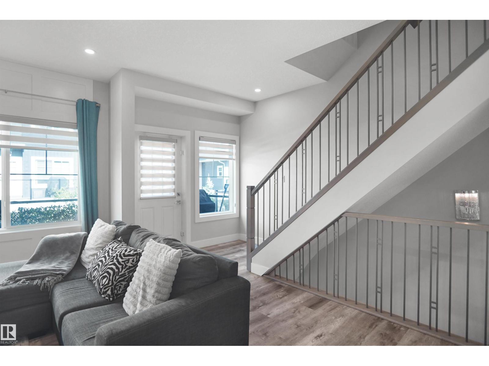 #15 230 EDGEMONT RD NW - Image 11