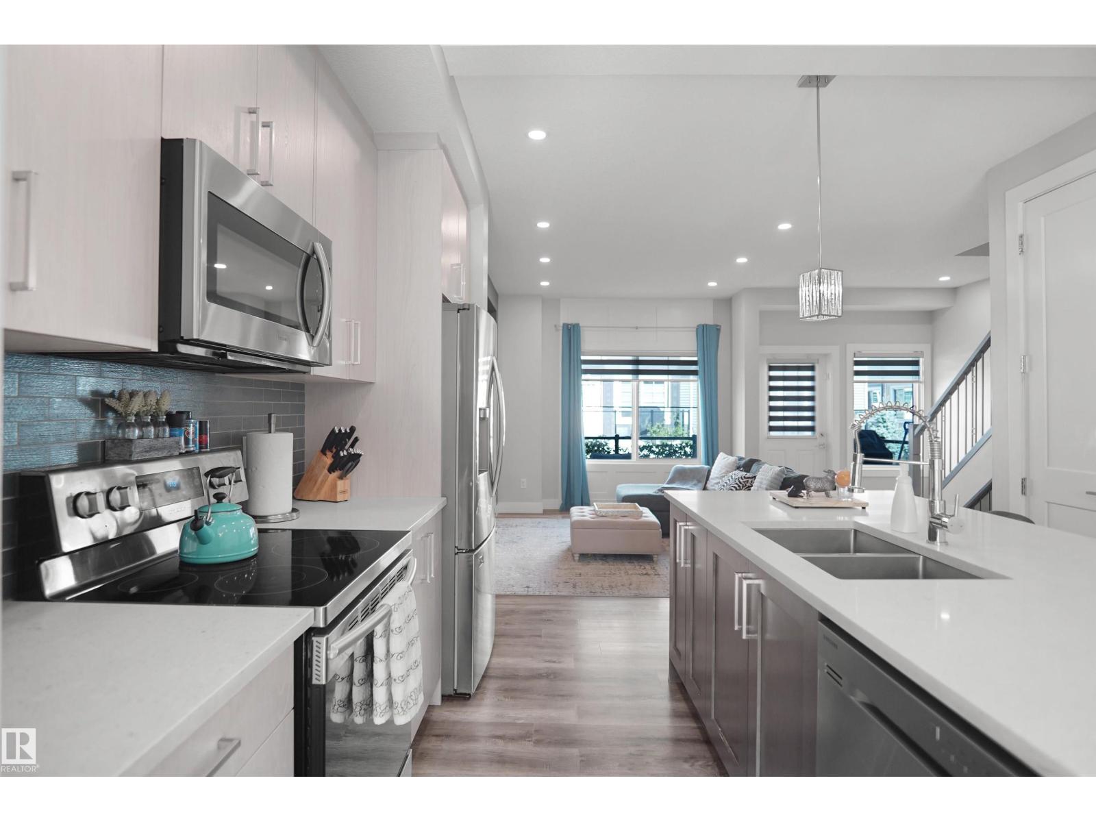 #15 230 EDGEMONT RD NW - Image 16