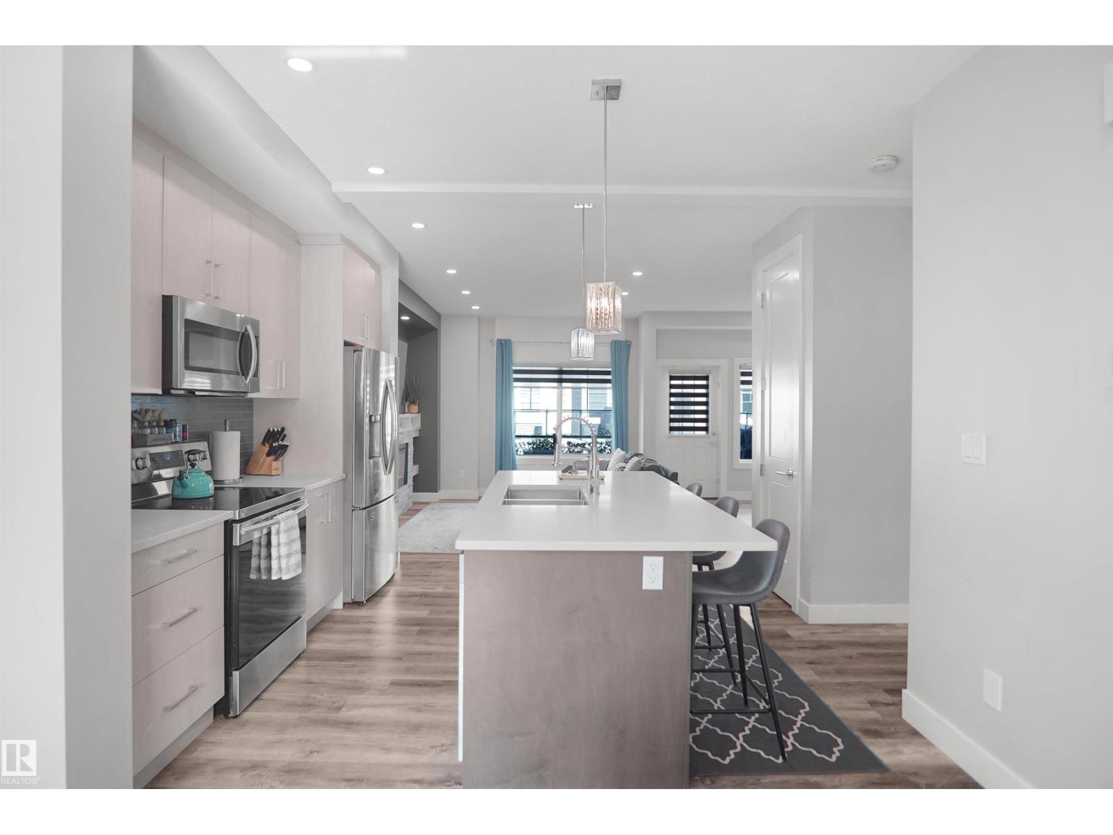 #15 230 EDGEMONT RD NW - Image 18
