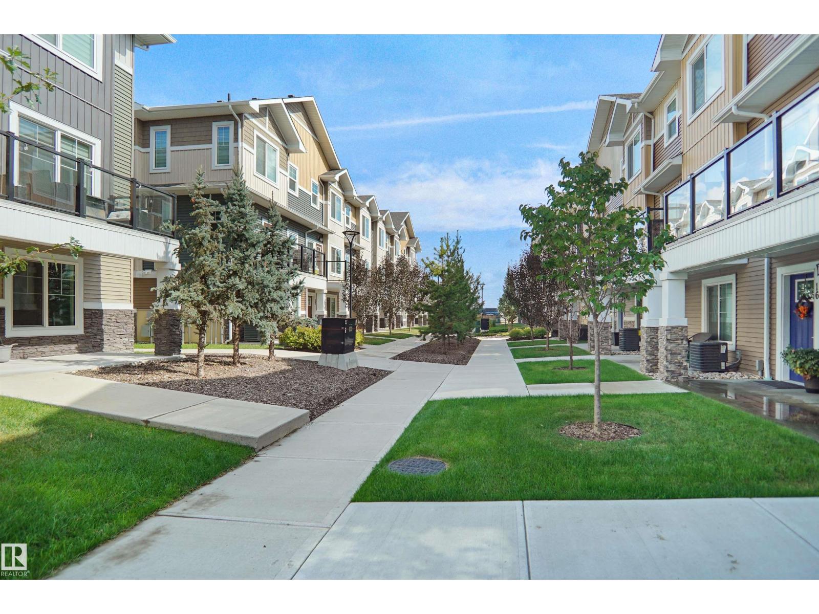 #15 230 EDGEMONT RD NW - 2