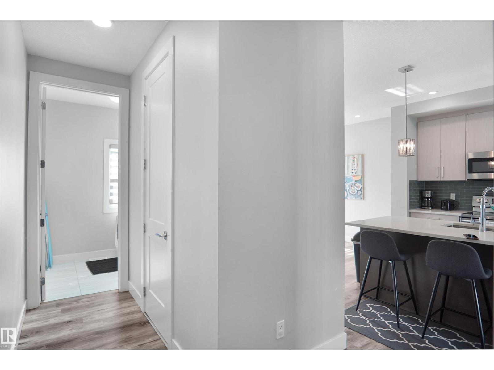 #15 230 EDGEMONT RD NW - 23