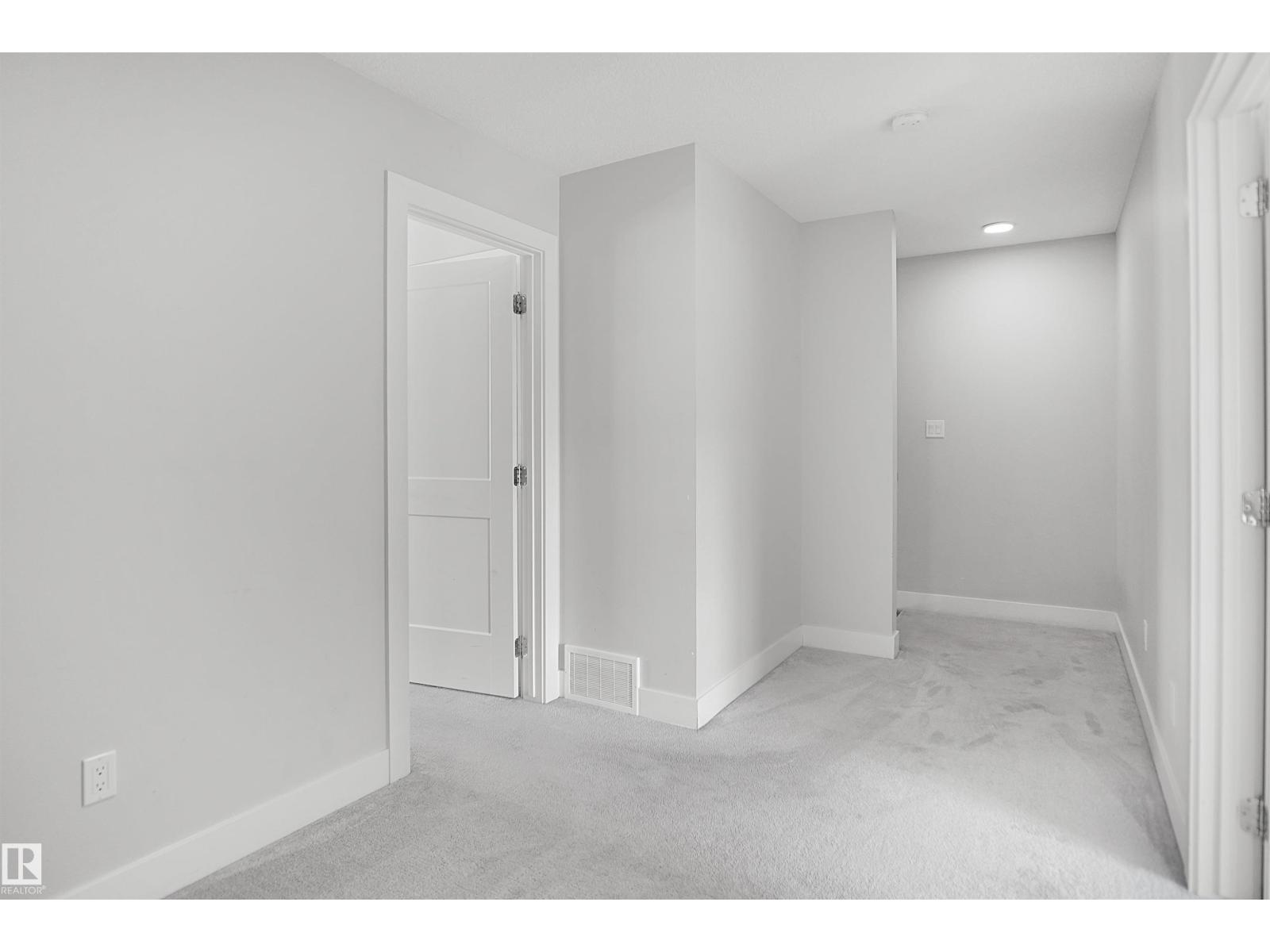 #15 230 EDGEMONT RD NW - 24