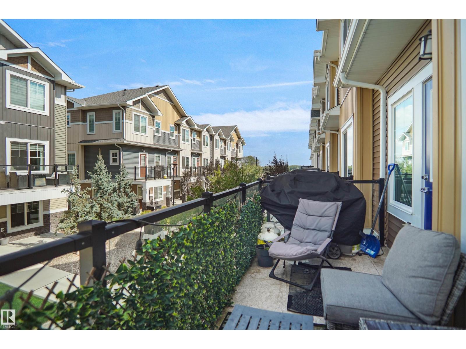 #15 230 EDGEMONT RD NW - Image 35