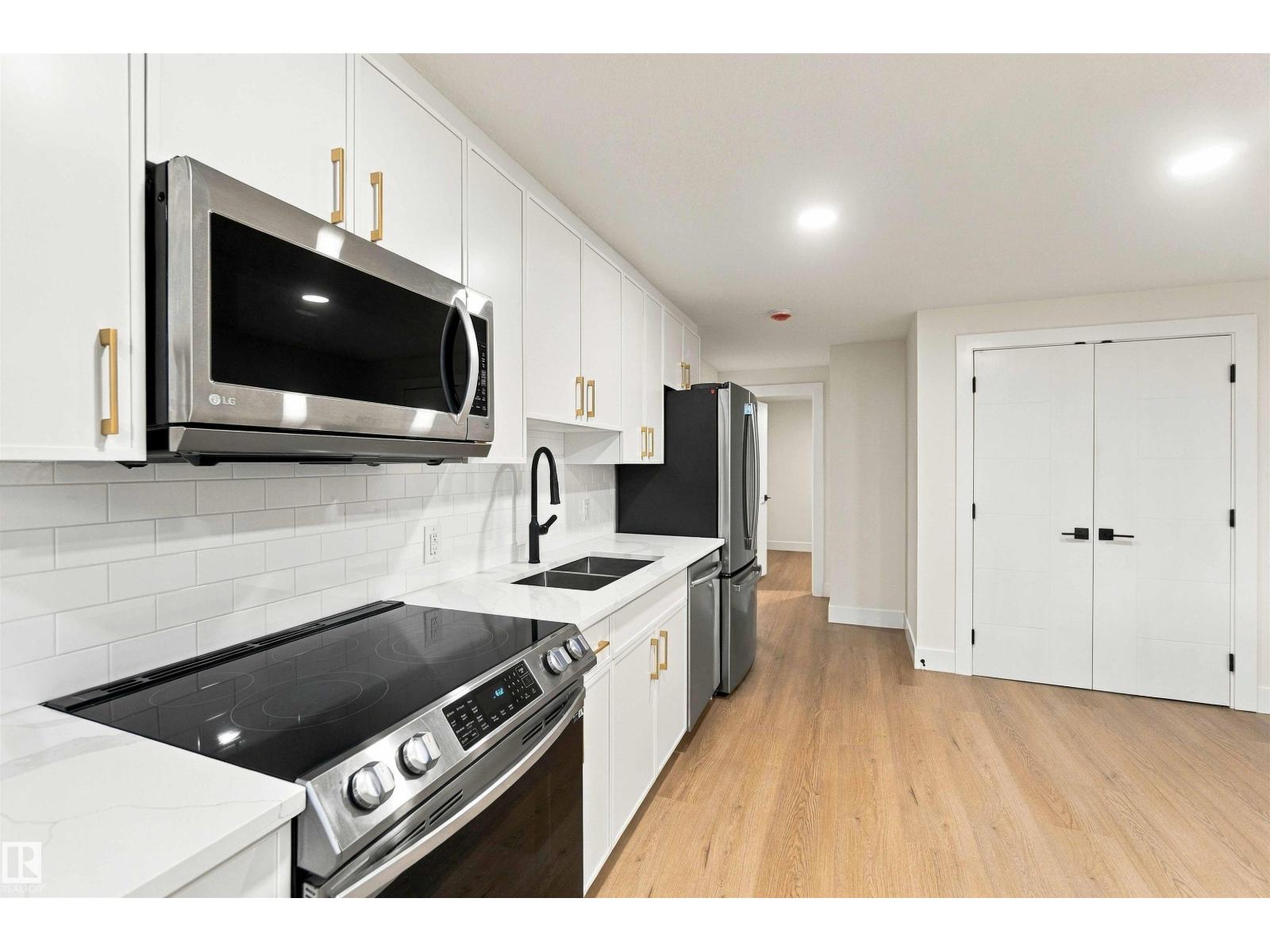 13203 136A AV NW - 38