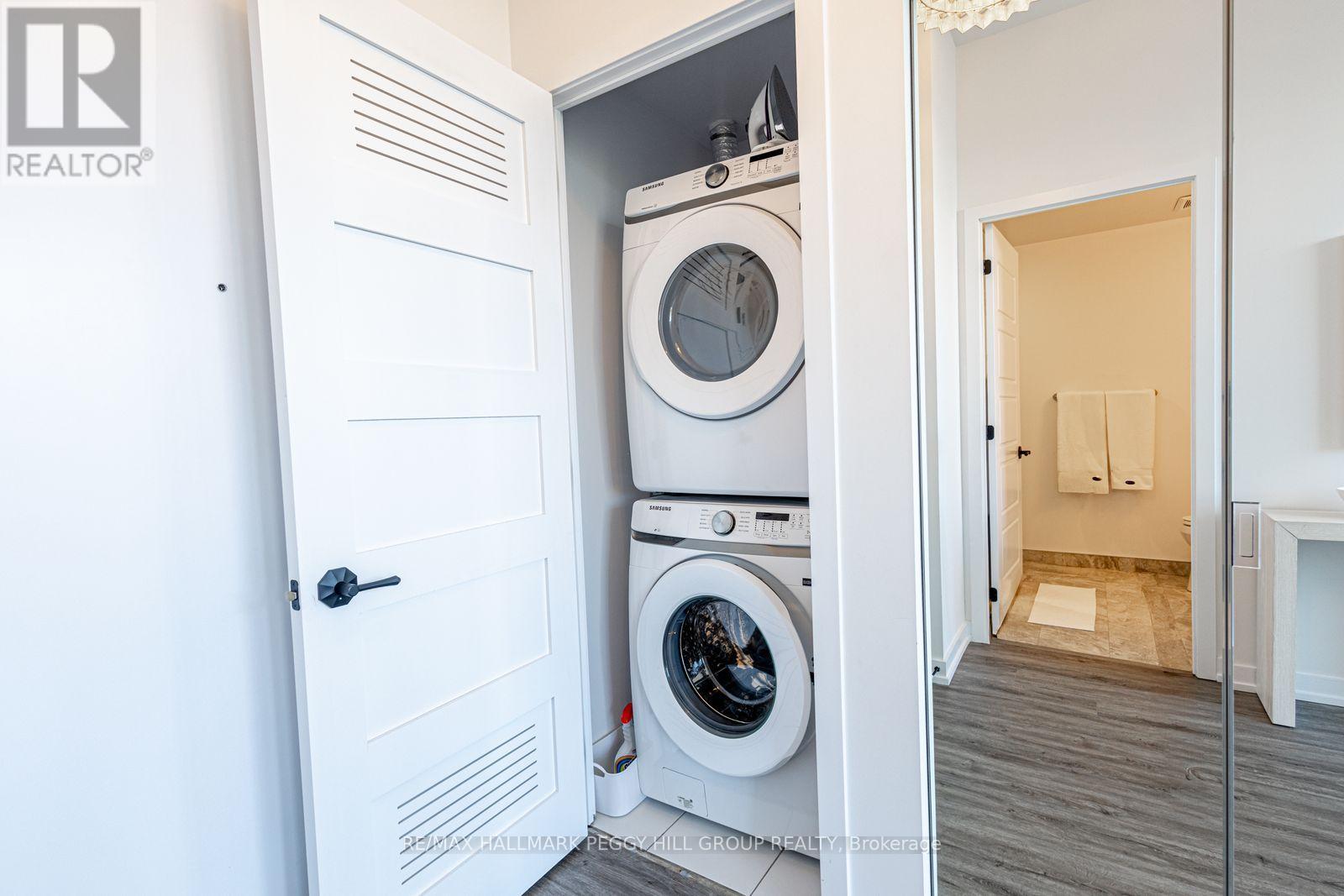 #443 415 SEA RAY AVENUE - Image 12