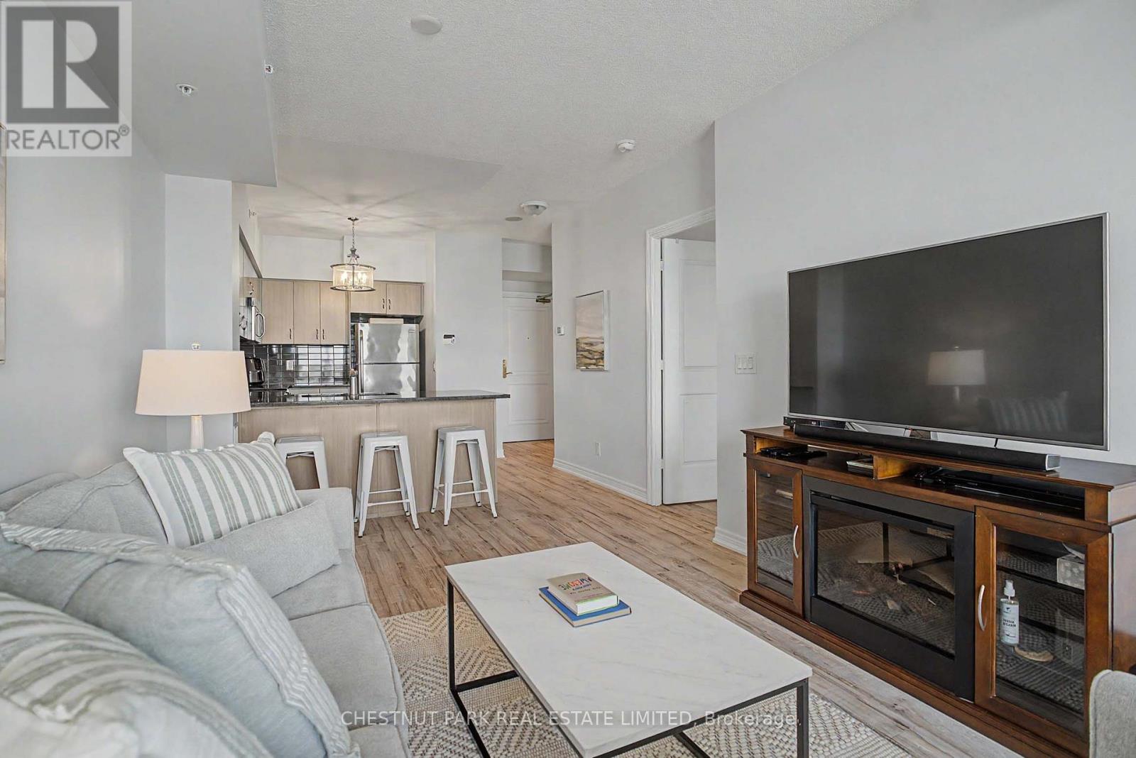 Listing photo of 1503 - 9255 JANE STREET