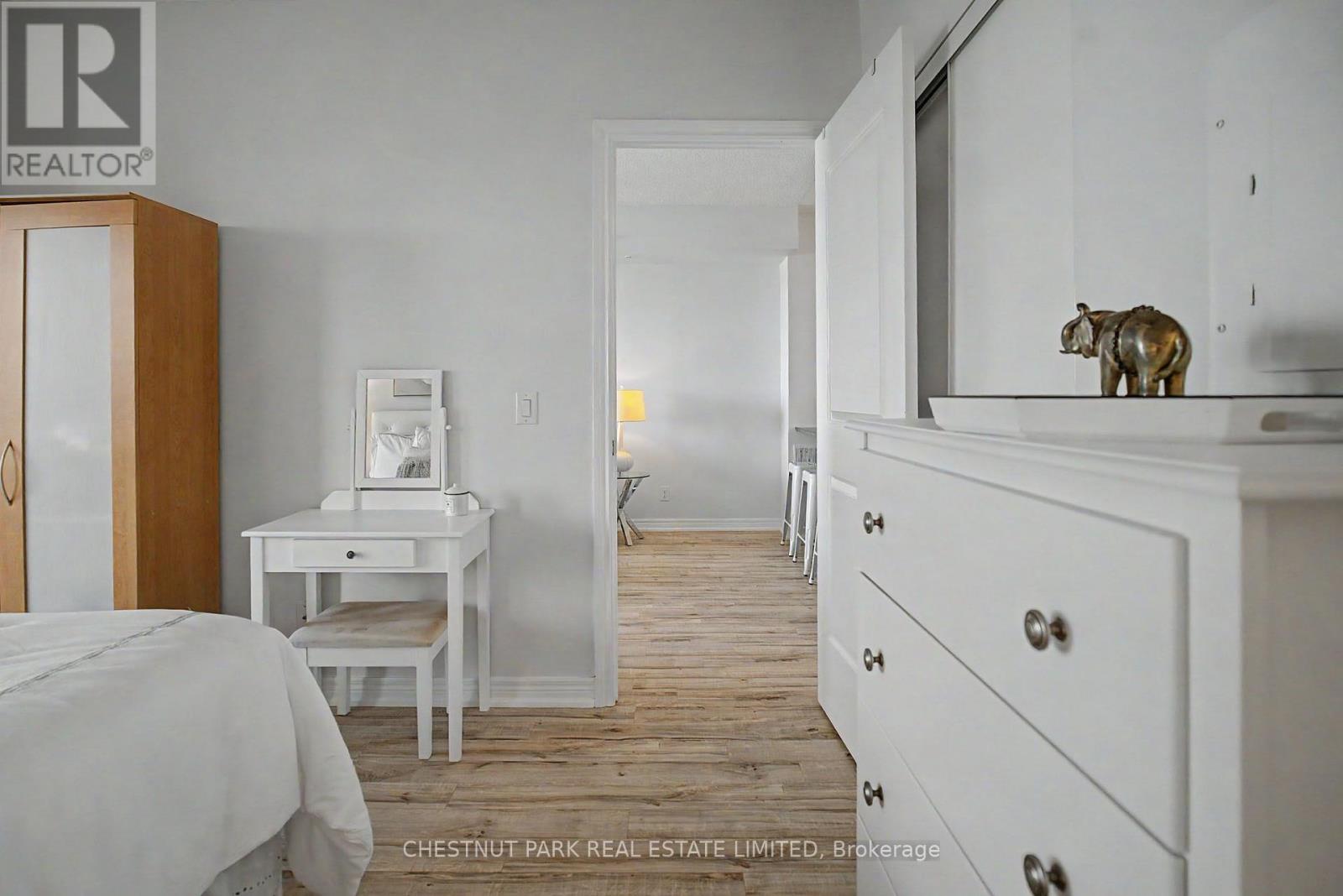 #1503 9255 JANE STREET - 26