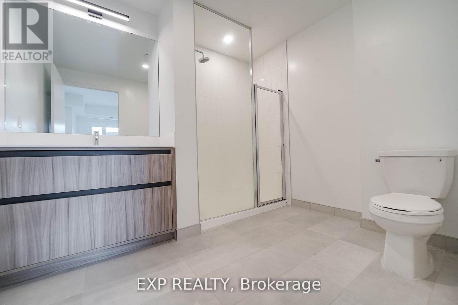 8 Beverley Glen Boulevard — photo 27