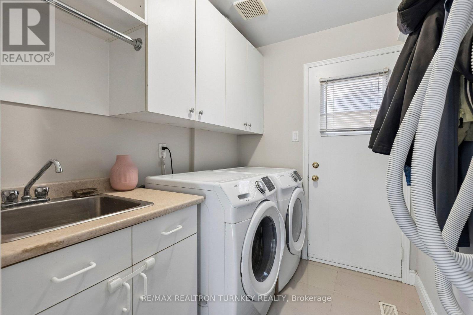 263 CHAMBERS CRESCENT - Image 36