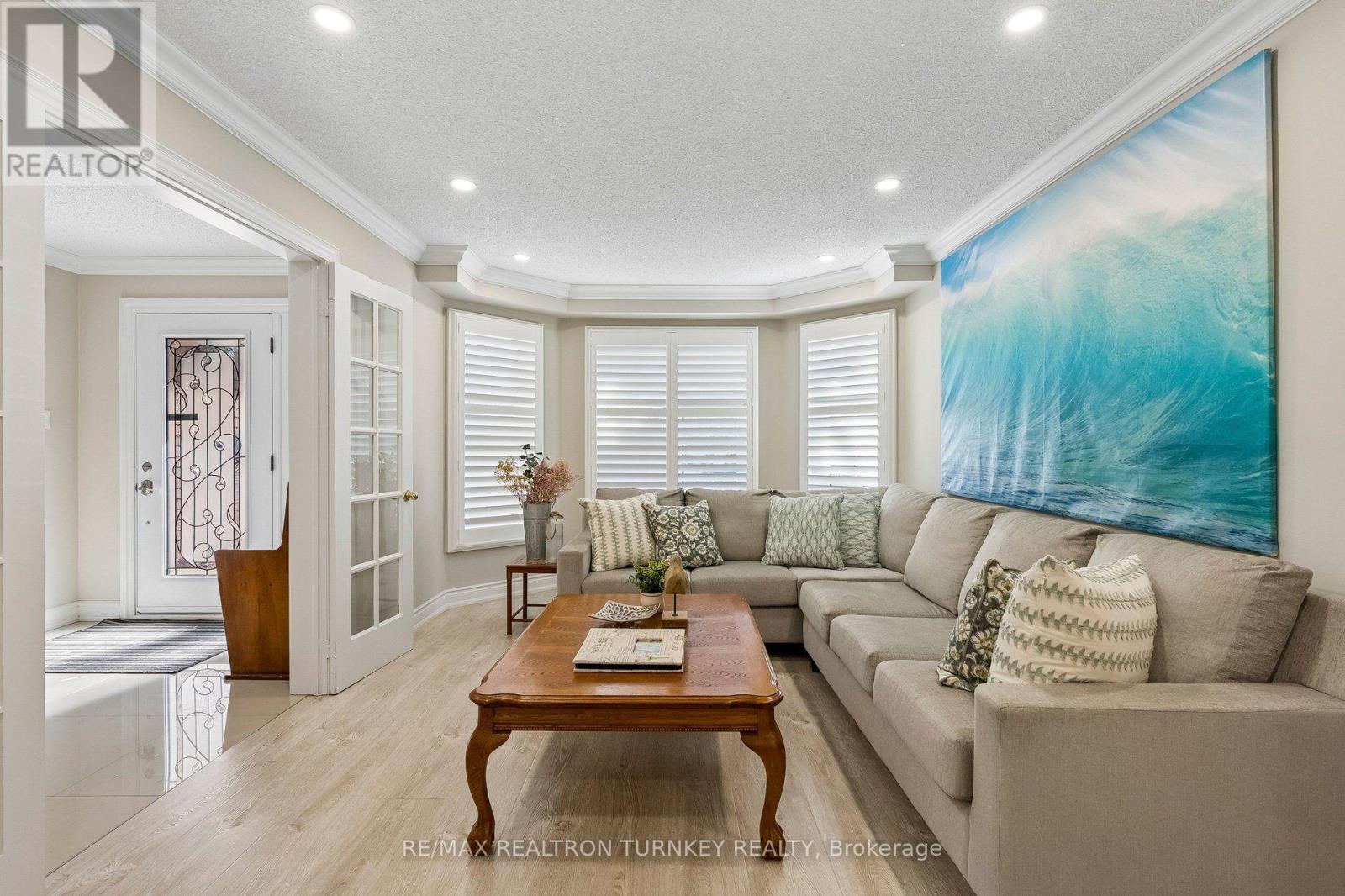 263 CHAMBERS CRESCENT - 8