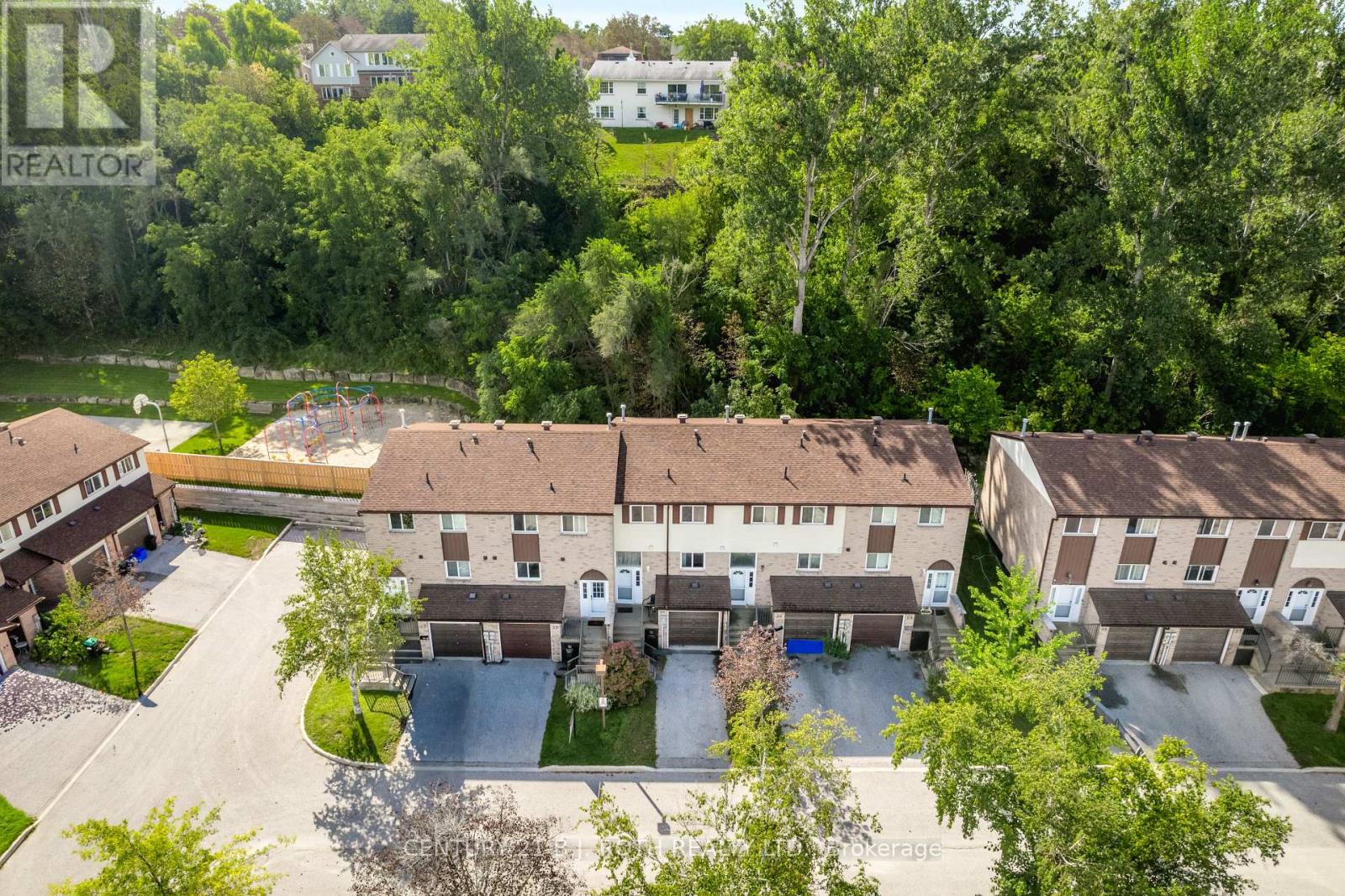 #31 52 ADELAIDE STREET - Image 34
