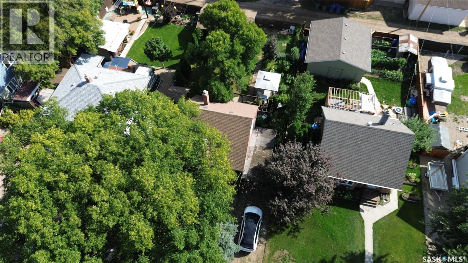 1137 Monk AVENUE - Image 39