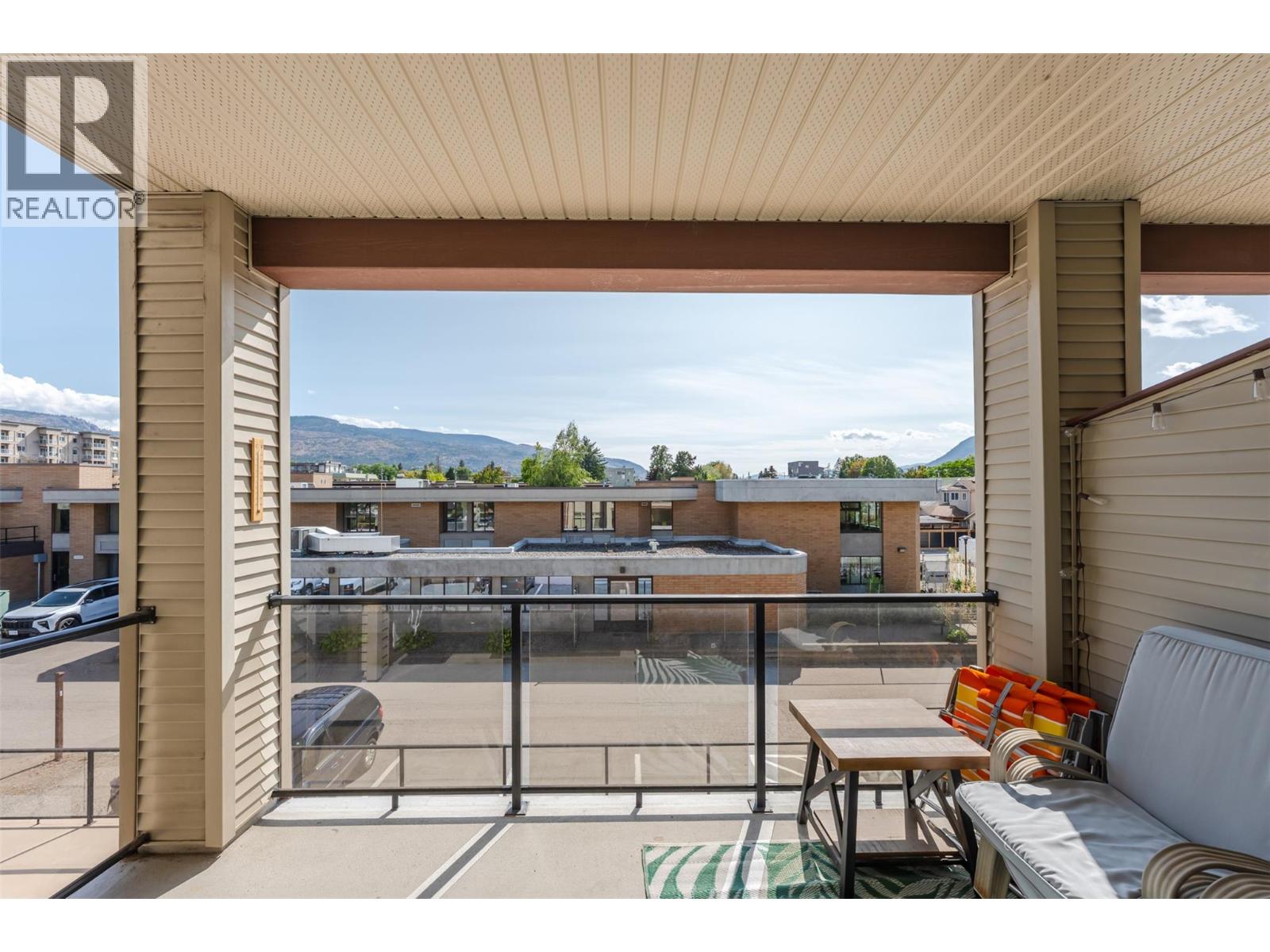 #307 240 Wade Avenue W - 19