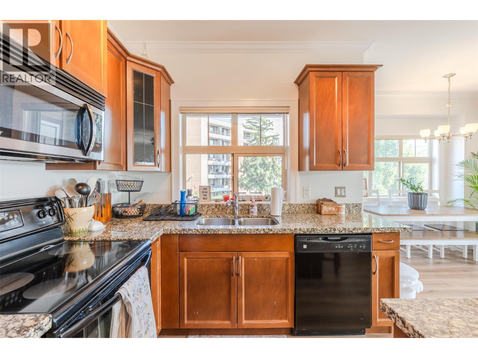 #307 240 Wade Avenue W - 13