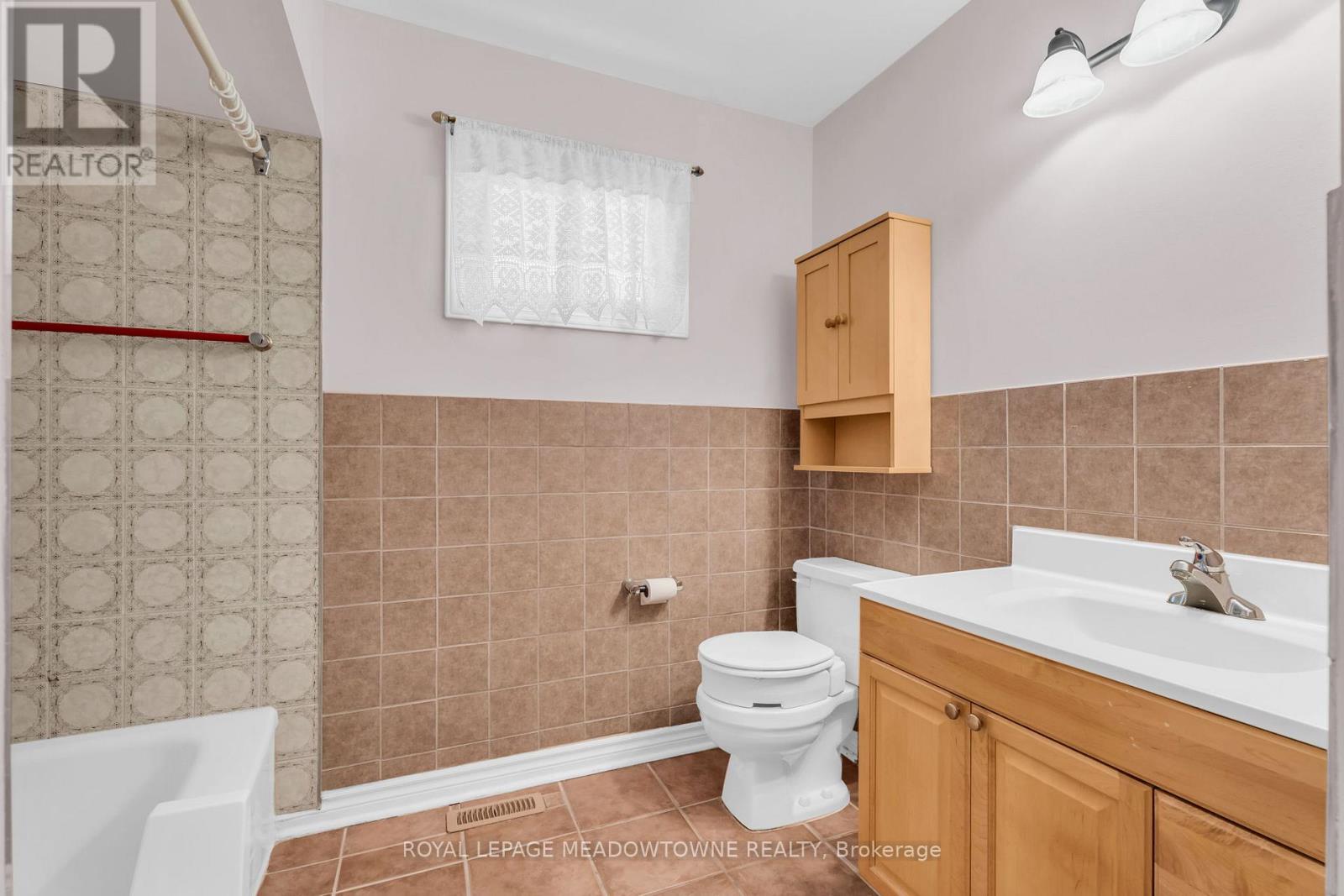 100 MARTINDALE CRESCENT - Image 24