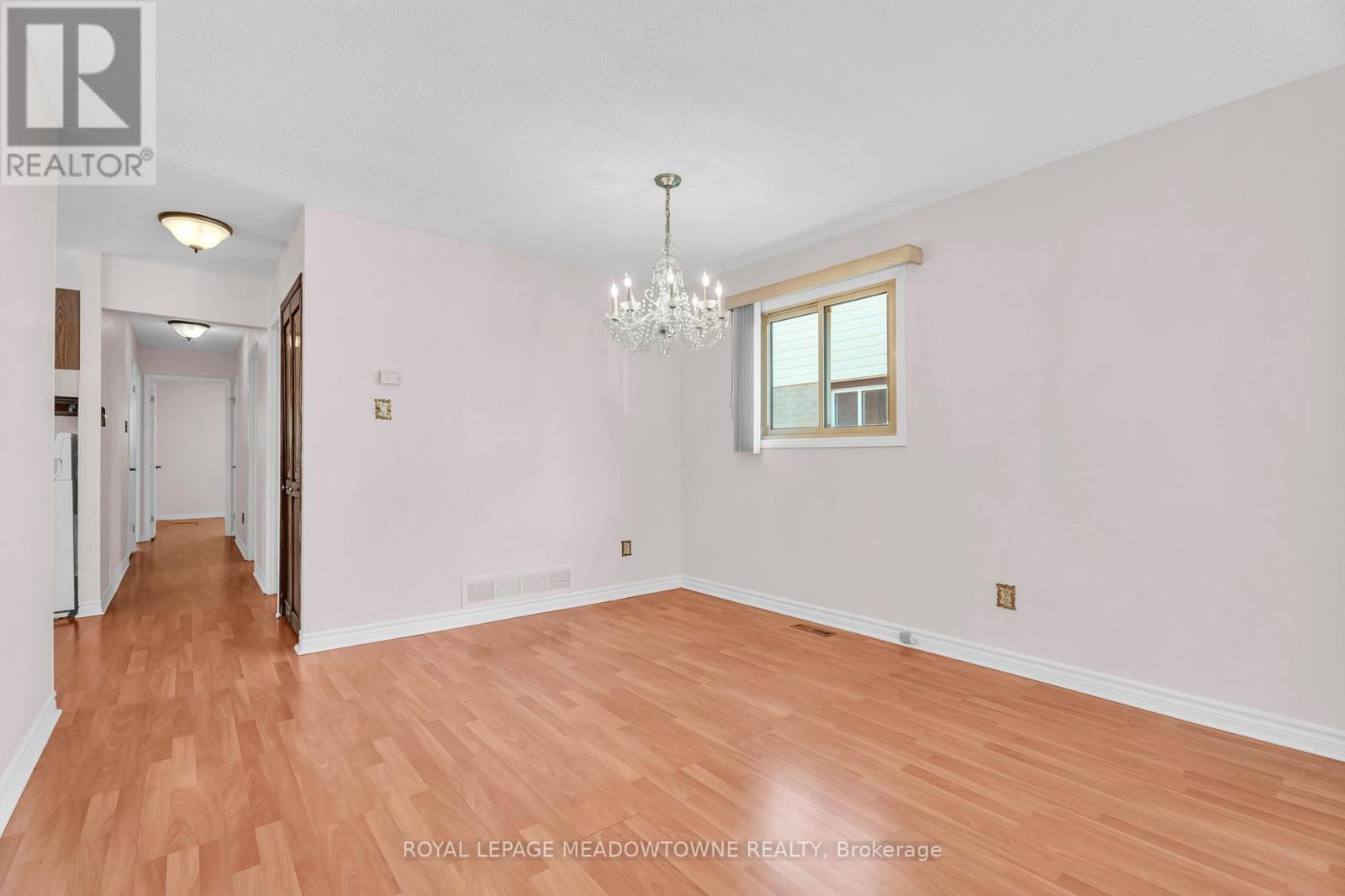 100 MARTINDALE CRESCENT - 9