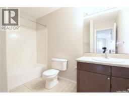 1067 Birchwood Place, Regina, SK S4S7L1 Photo 7