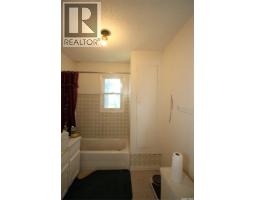 810 2nd Avenue, Simmie, SK S0N2N0 Photo 16